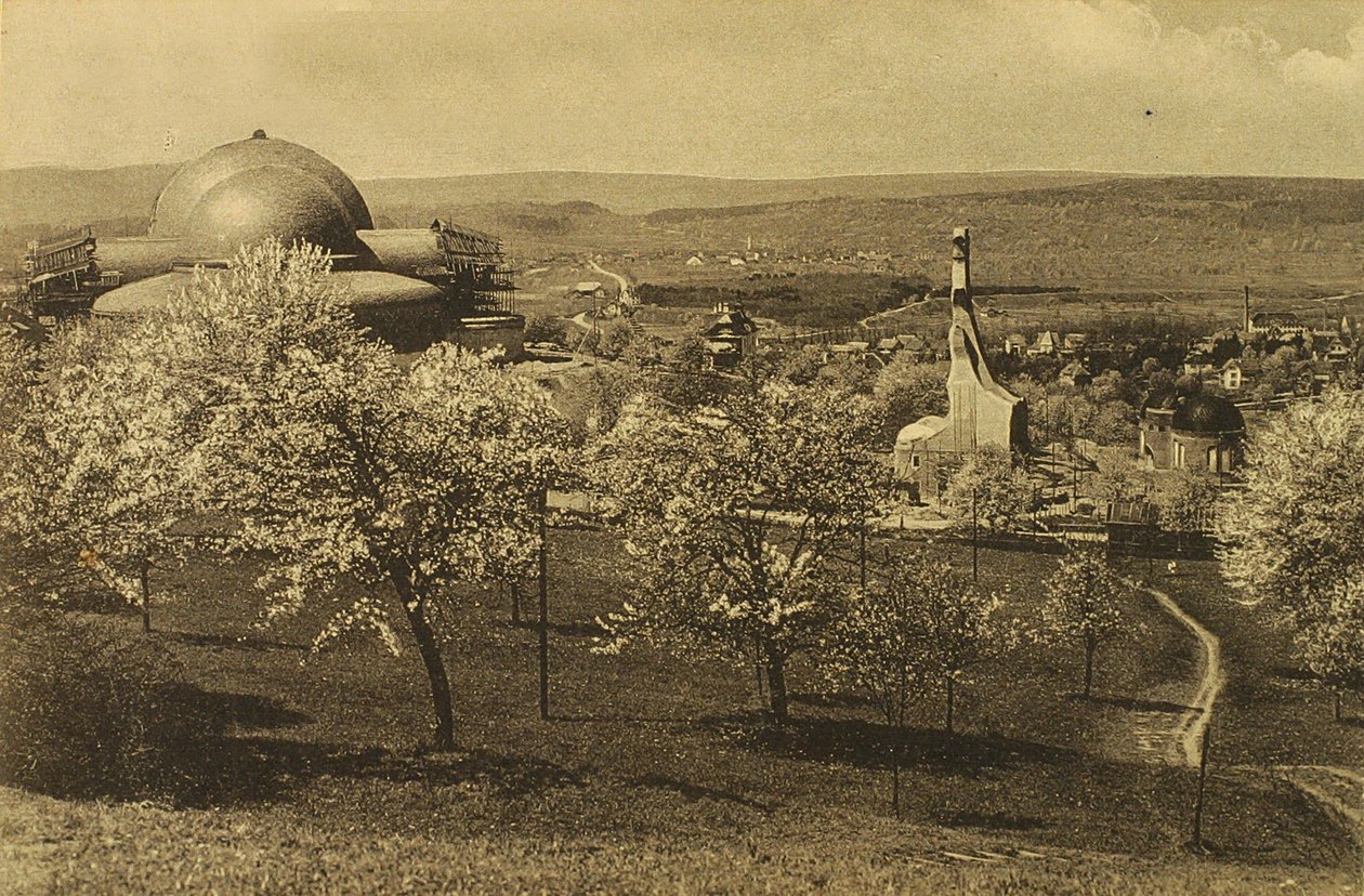 Vue du Goetheanum et de la Maison du chauffage - Russian Photographer