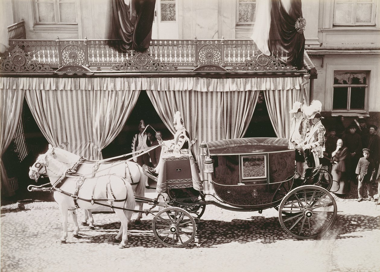Arrivée du carrosse au mariage du Tsar Nicolas II (1868-1918) avec la princesse Alexandra de Hesse (1872-1918), vers 1896 - Russian School