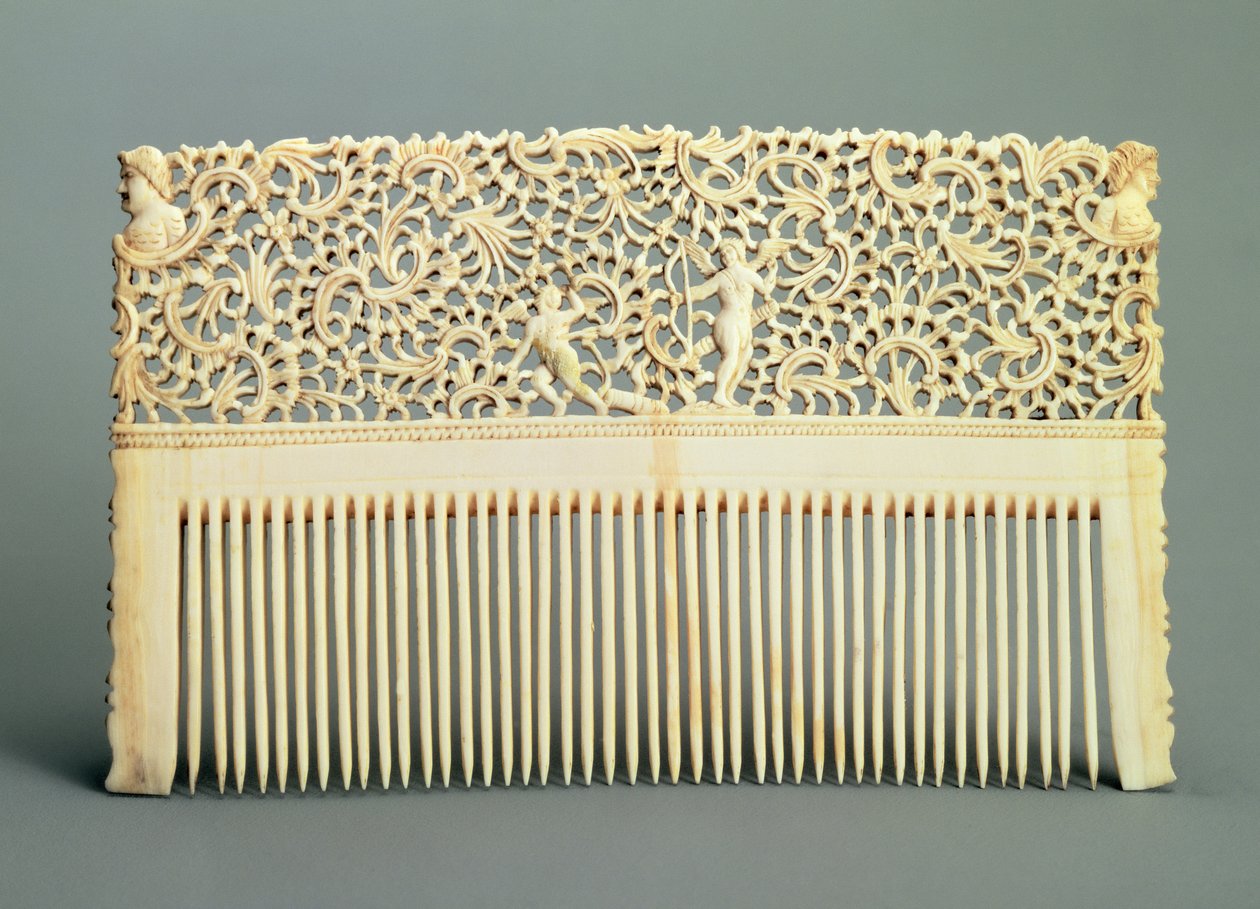 Peigne ornemental avec des dents d