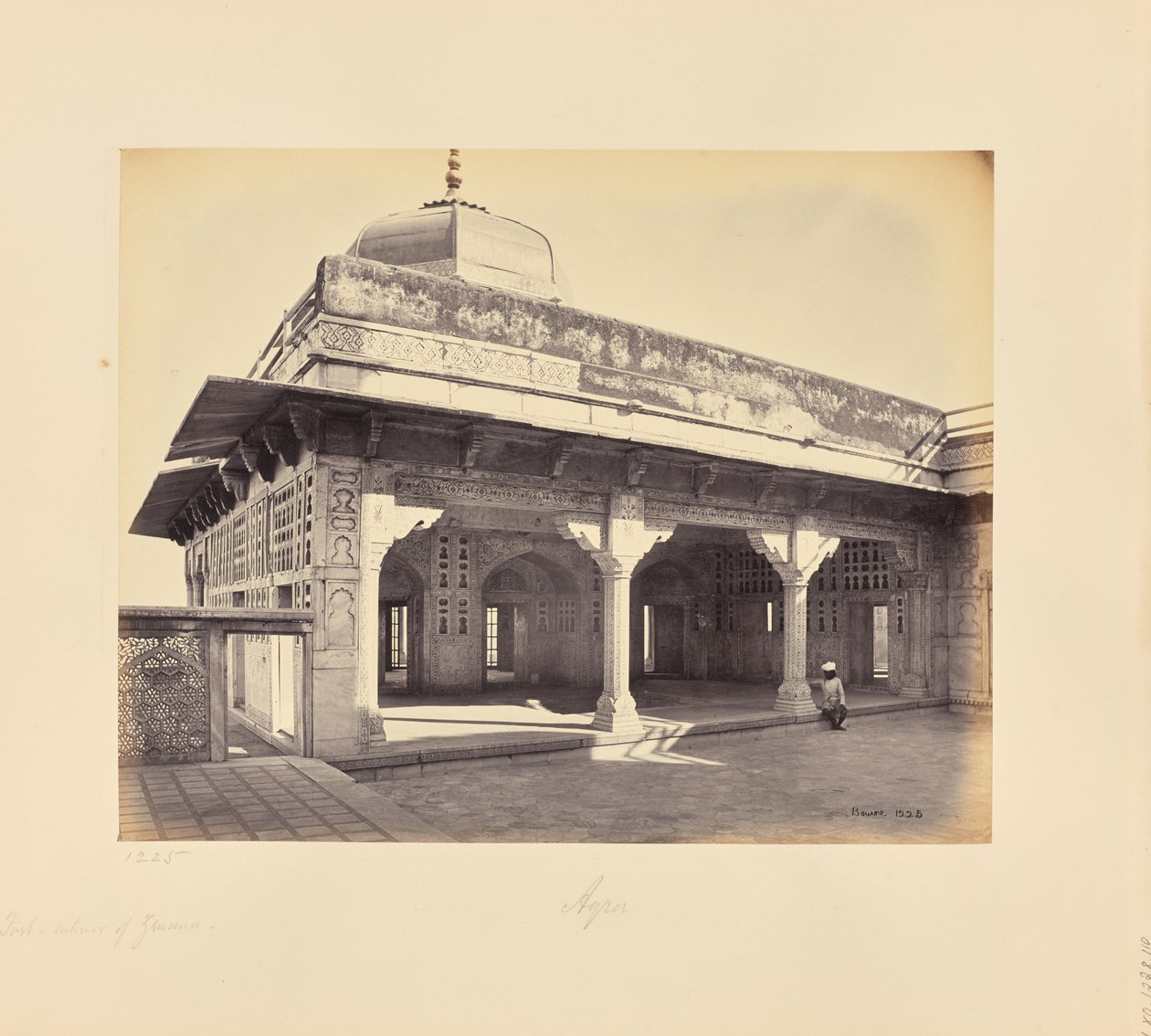 Agra ; le fort, intérieur du zenana montrant les mosaïques, autre vue - Samuel Bourne