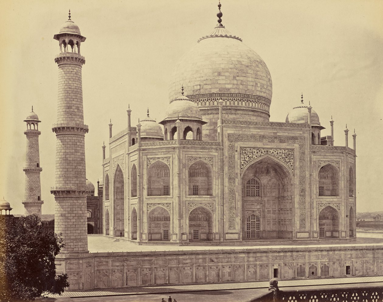 Agra ; le Taj, vu de l