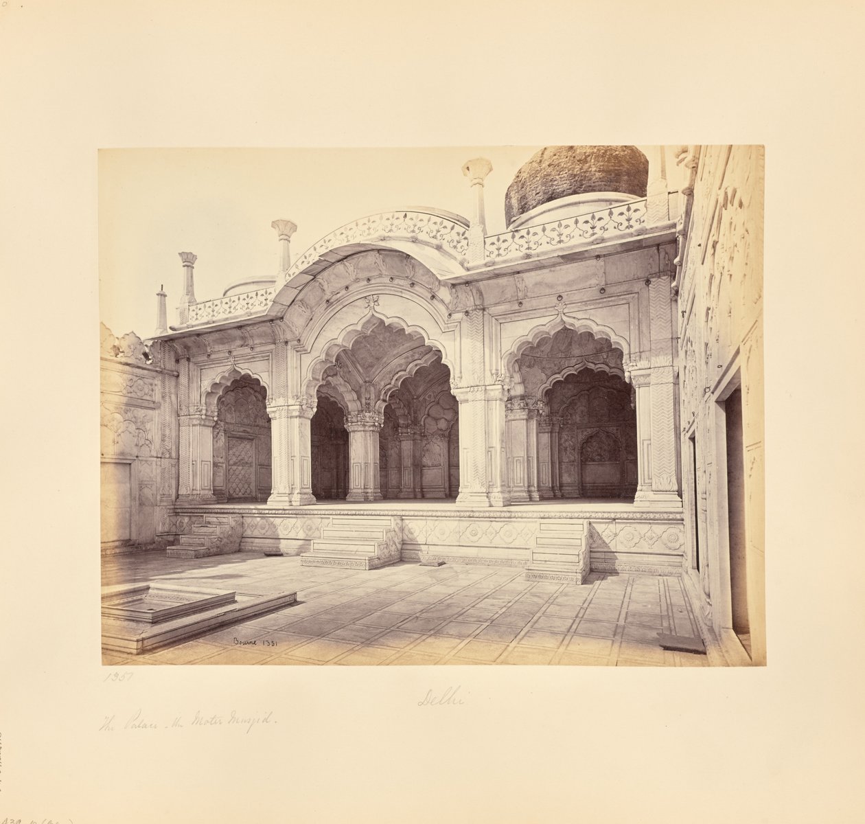 Delhi ; le palais, la Moti Masjid (mosquée de la Perle) - Samuel Bourne