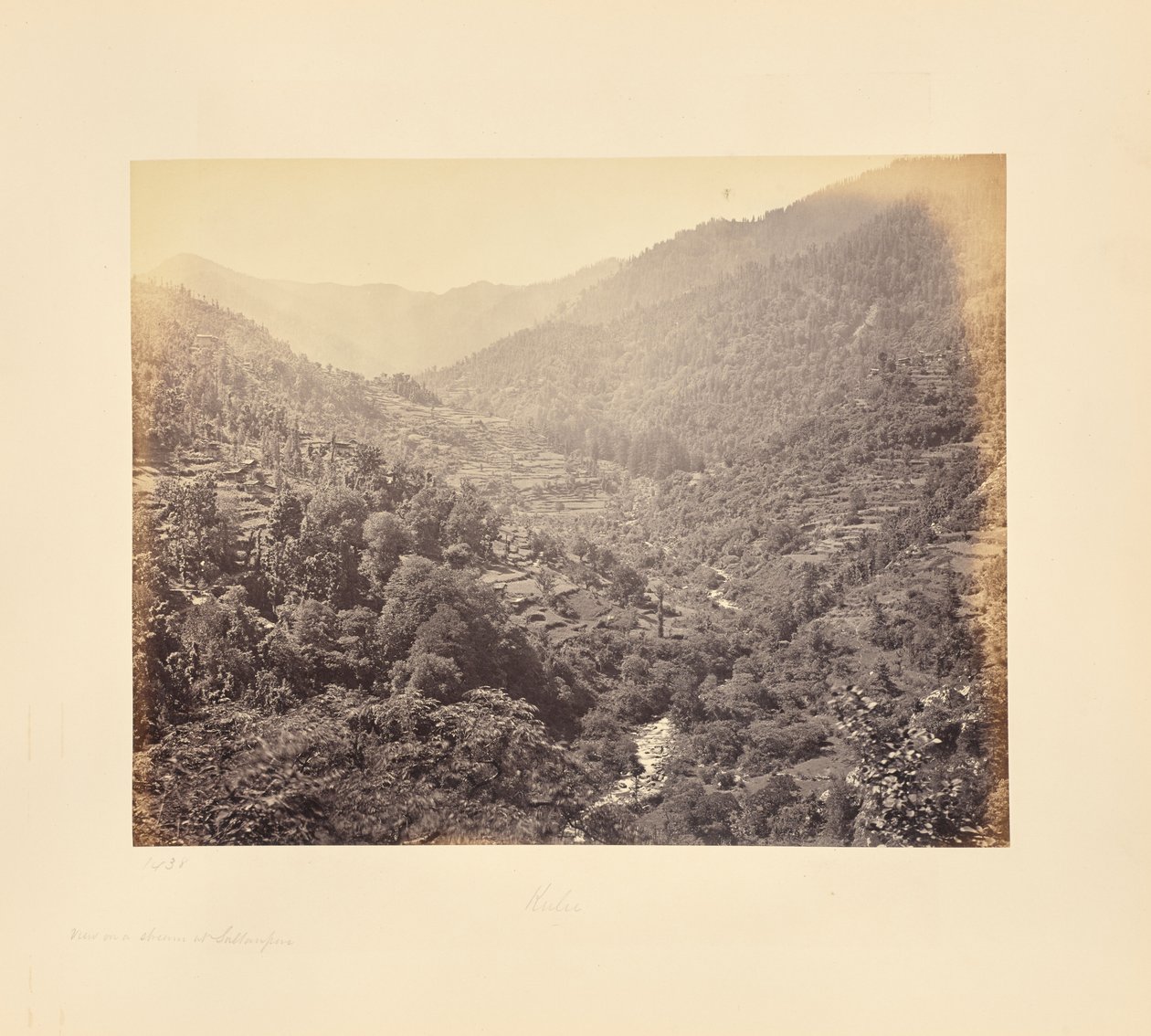 Vallée de Kulu en dessous de Rusala - Samuel Bourne