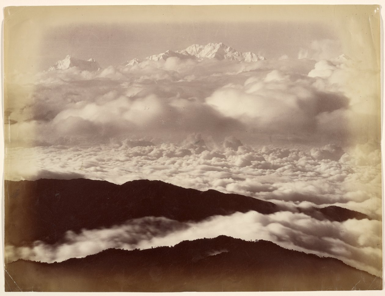Lever du soleil sur Kimchimjimja. - Samuel Bourne