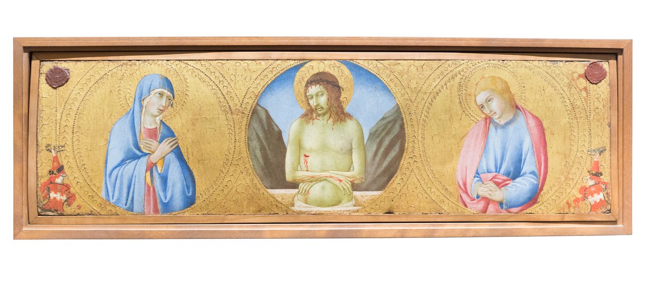 Christ en homme de douleurs entre la Vierge Marie et saint Jean l