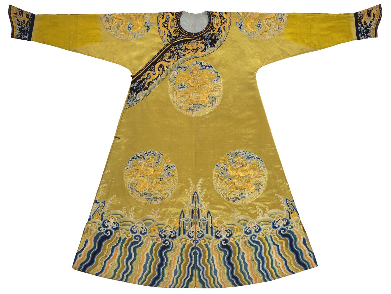 Robe brodée Qiu Xiangse 