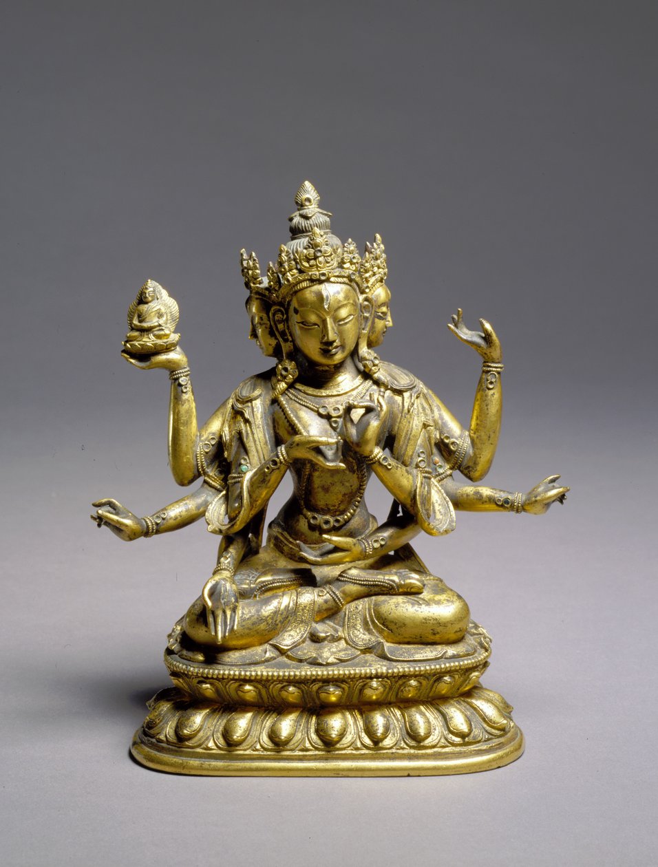 Usnisavijaya assis, dynastie Qing (bronze avec dorure et malachite) - School Chinese