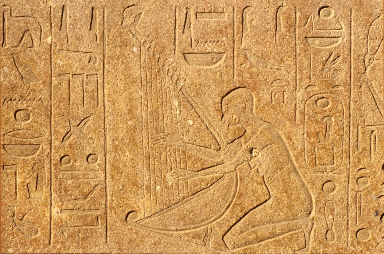 Égypte ancienne, peinture/sculpture murale, harpiste avec tête d