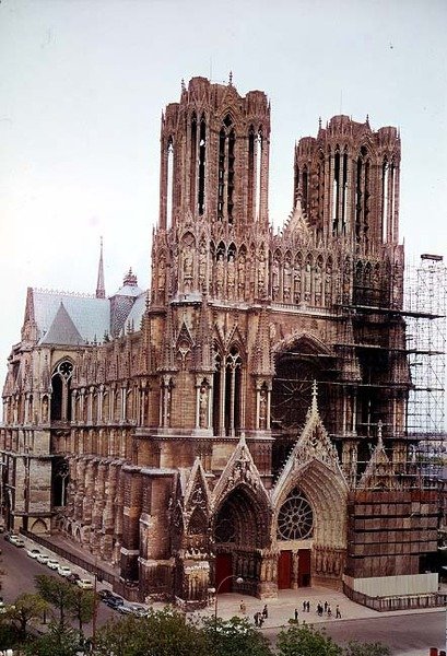 Façade extérieure - School French