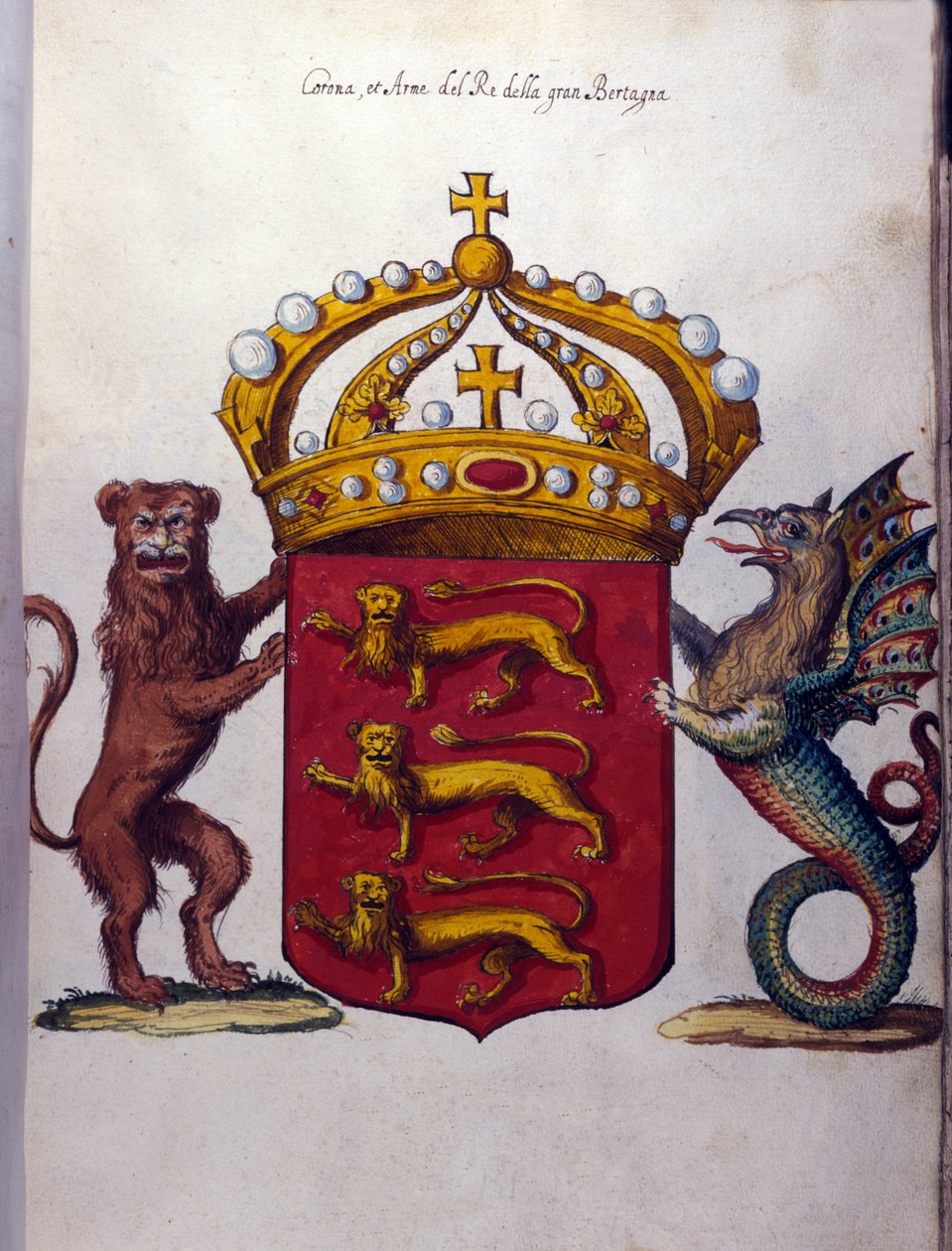 Armoiries de la famille royale britannique décorant une couronne, un lion et une créature fantastique. Archives d