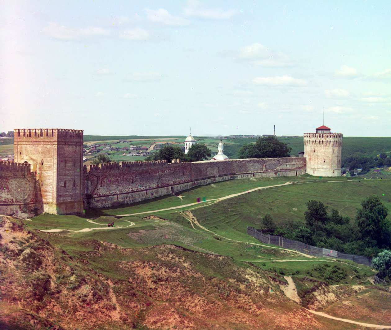 Muraille de la forteresse avec la tour Veselukha. Smolensk, Russie, publié en 1912 - Sergei Mikhailovich Prokudin Gorskii