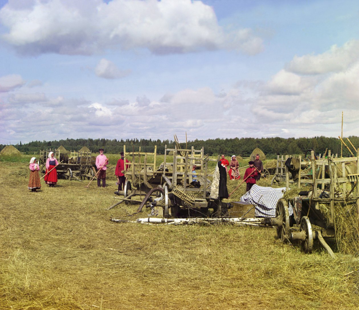 Paysans faisant les foins, près du temps de repos, Empire russe, 1909 - Sergey Prokudin Gorsky