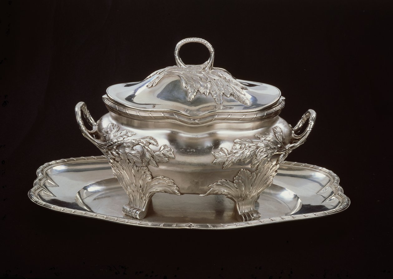 Soupière avec sa soucoupe (argent) - Spanish School