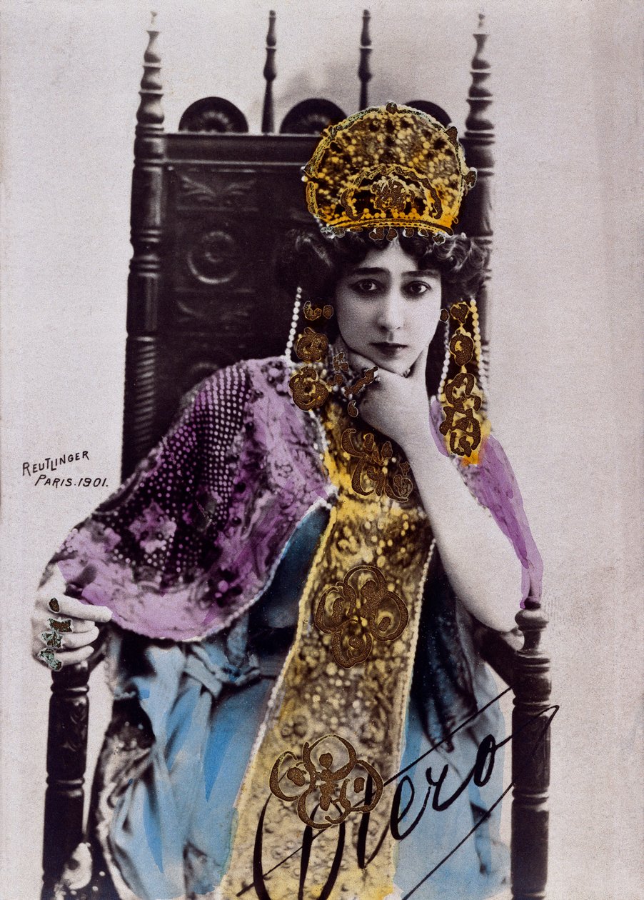 Portrait de Caroline (La Belle) Otero (1868-1965), carte postale avec autographe - Studio Reutlinger