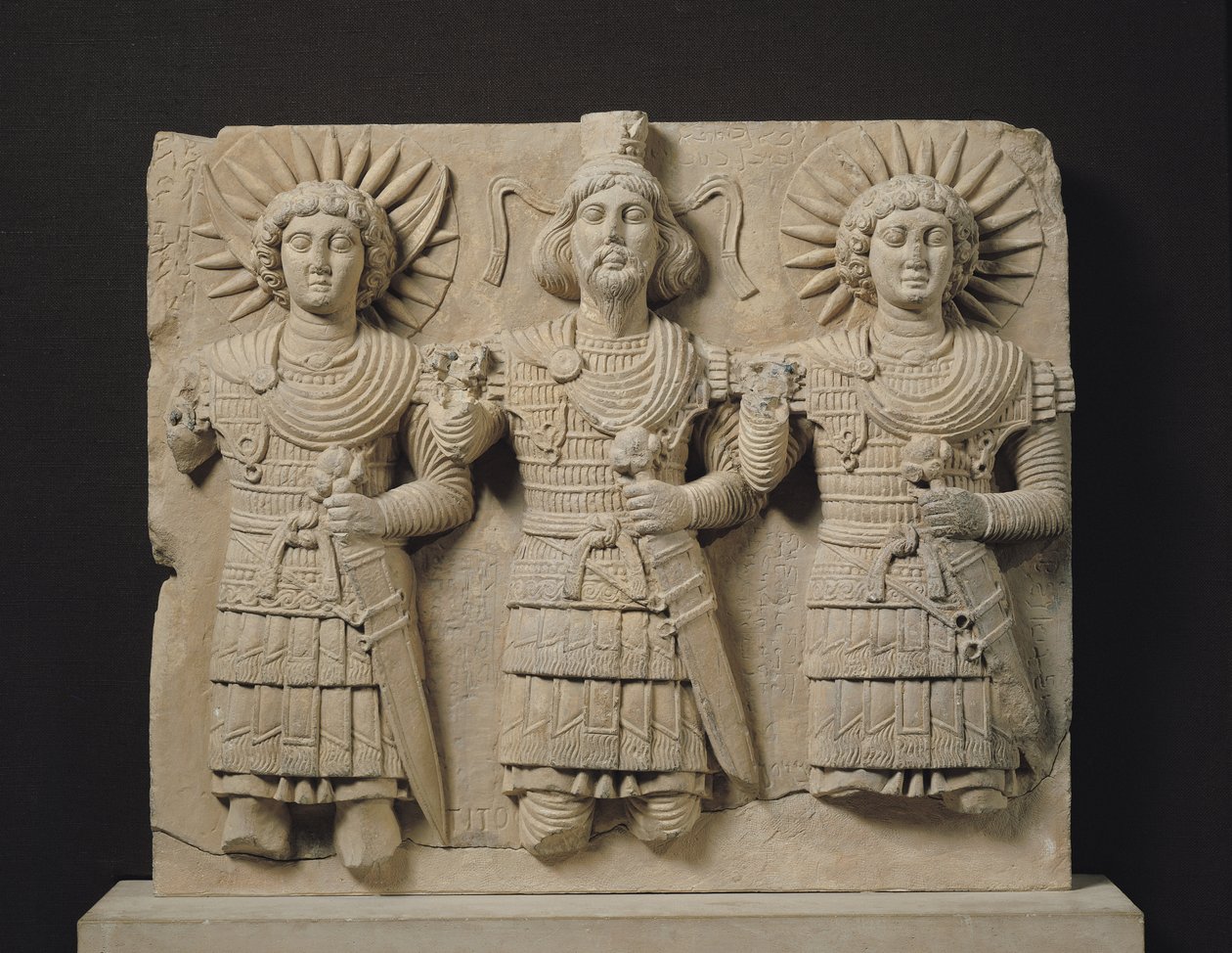 Triade des dieux palmyréniens, de la région de Palmyre, c.150 AD - Syrian