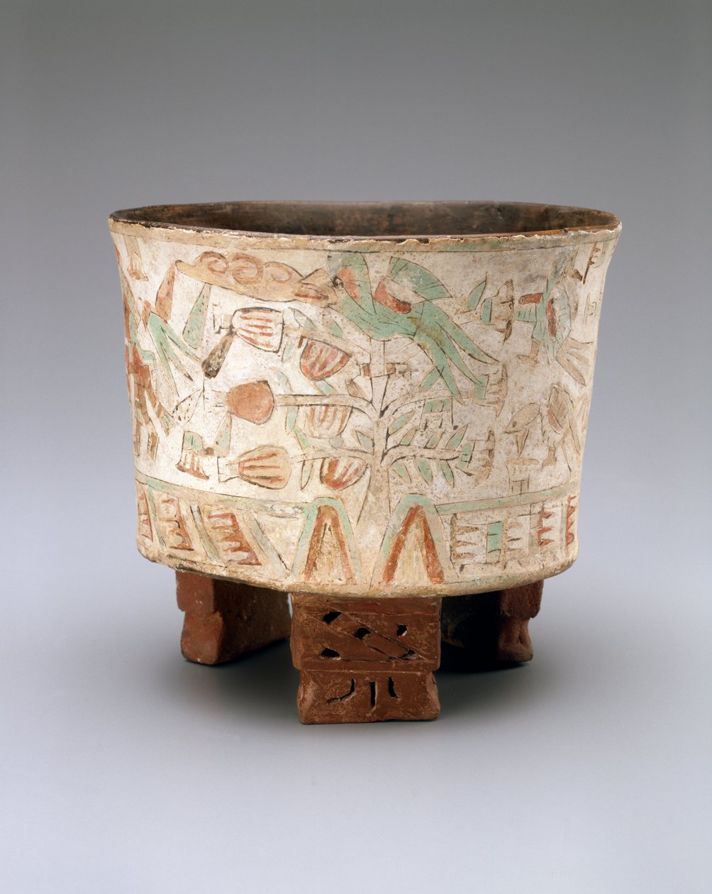 Vase tripode avec deux souffleurs et oiseaux quetzal dans des cacaoyers, fin Xolalpan, 550-650 - Teotihuacan Teotihuacan