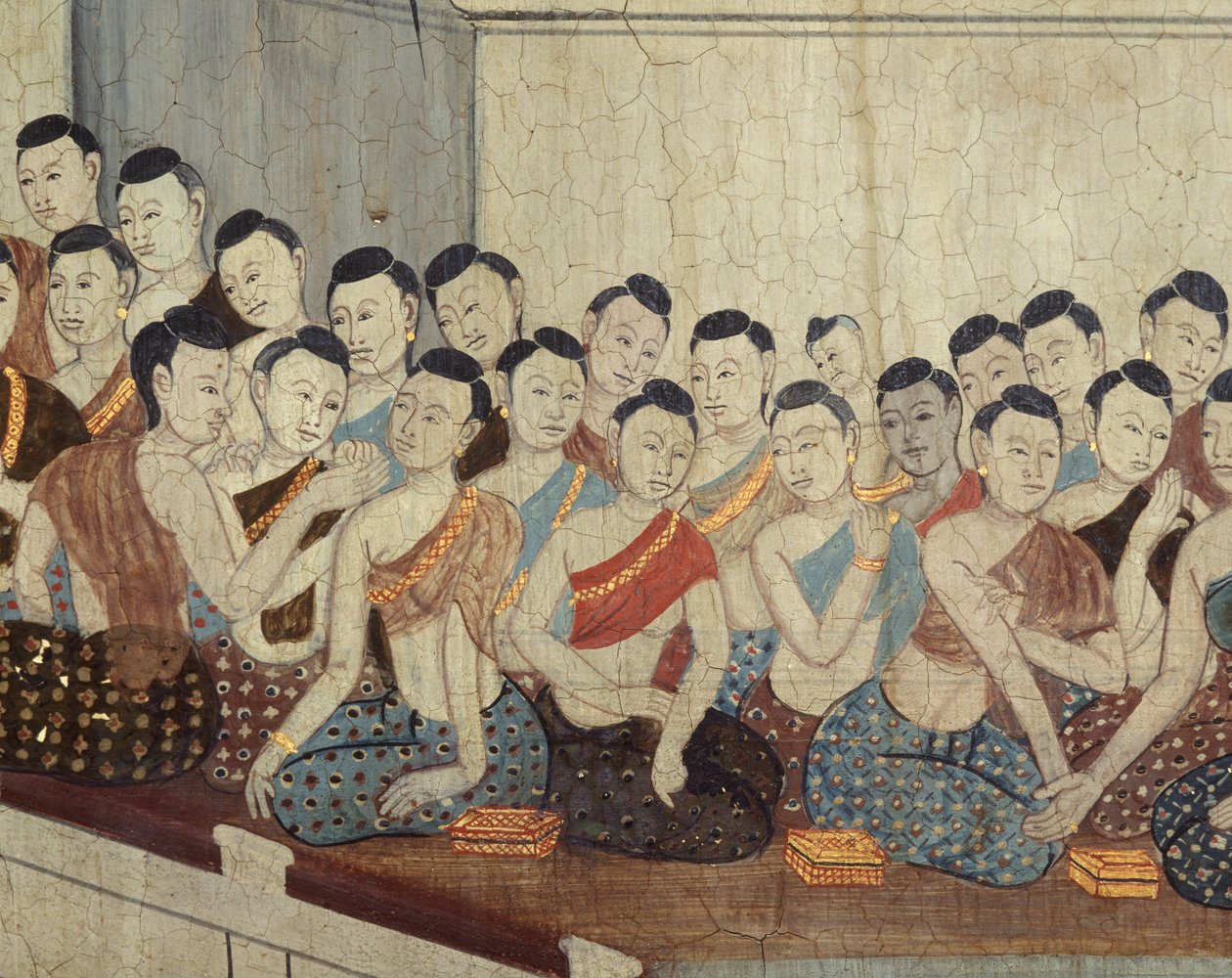Groupe de femmes avec des tenues et des cheveux coupés typiques du 4e règne - Thai School
