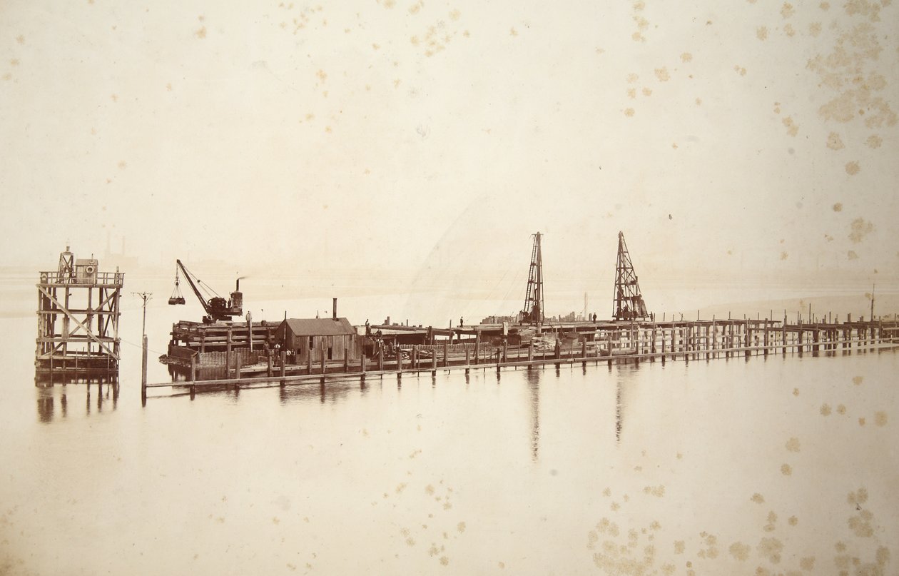 Battage de pieux, construction du portique, vue sur la Mersey vers Widnes - Thomas Birtles