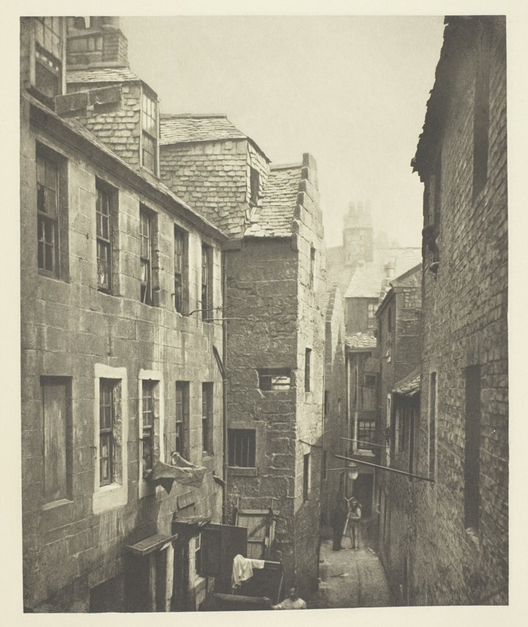 Close No. 122 Saltmarket - Thomas Annan