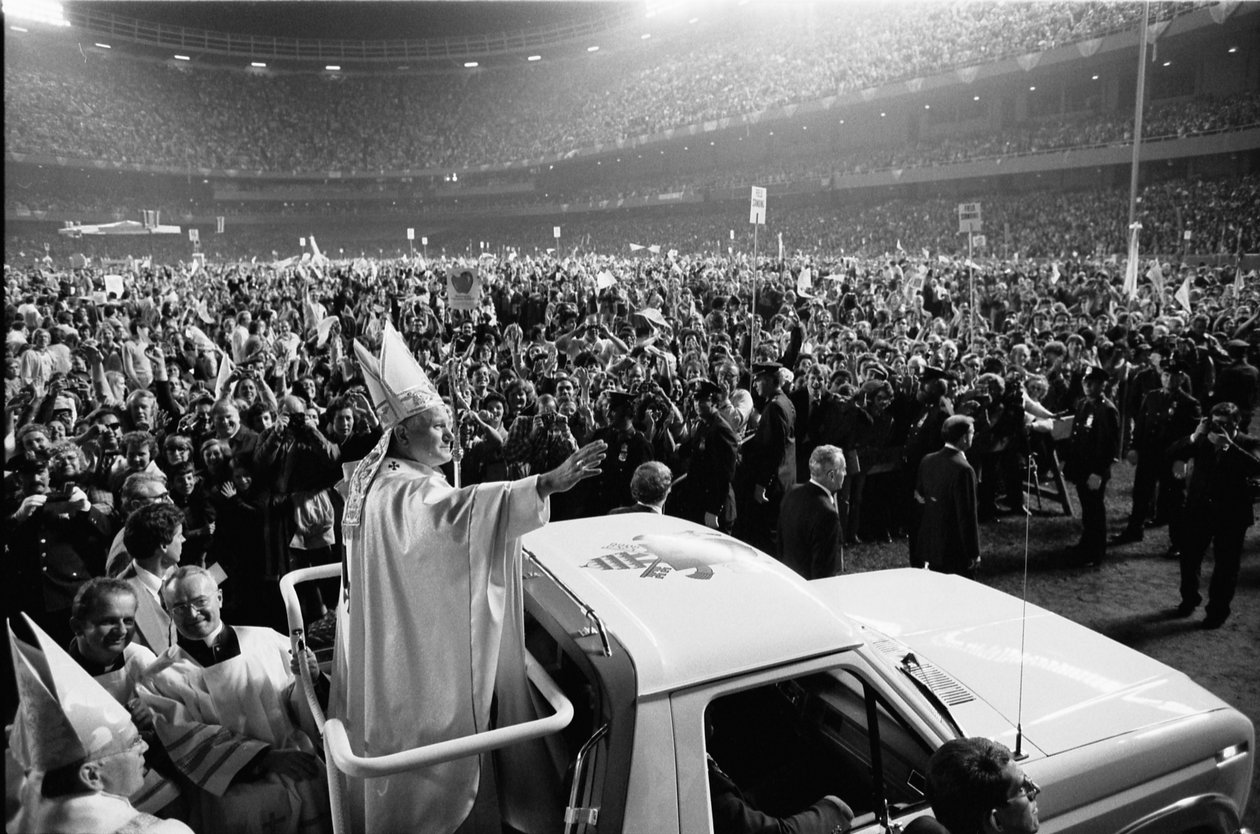 La première visite du pape Jean-Paul II aux États-Unis au Yankee Stadium - Thomas J. O