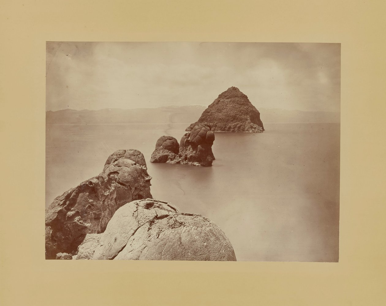 Dômes de tuf, Pyramid Lake, Nevada - Timothy H. O
