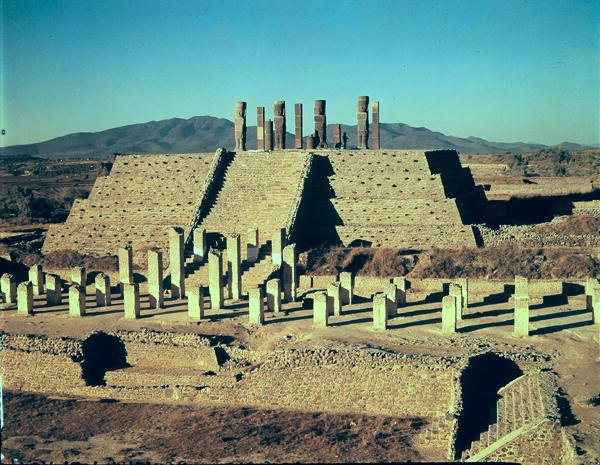Vue de la Pyramide B - Toltec