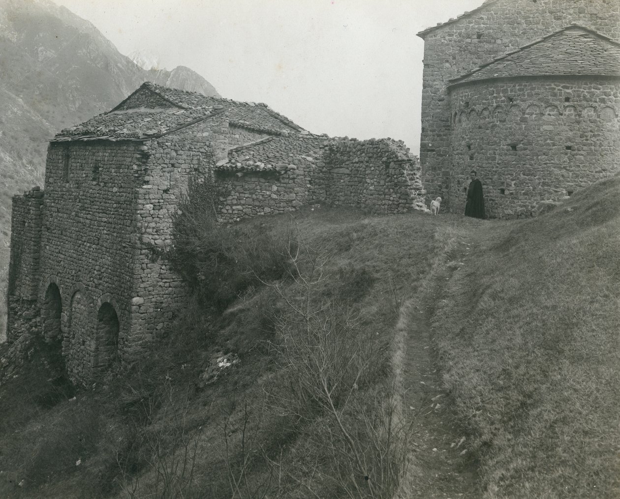 Abbaye de San Pietro al Monte, Civate, Lombardie, Italie, photographie d