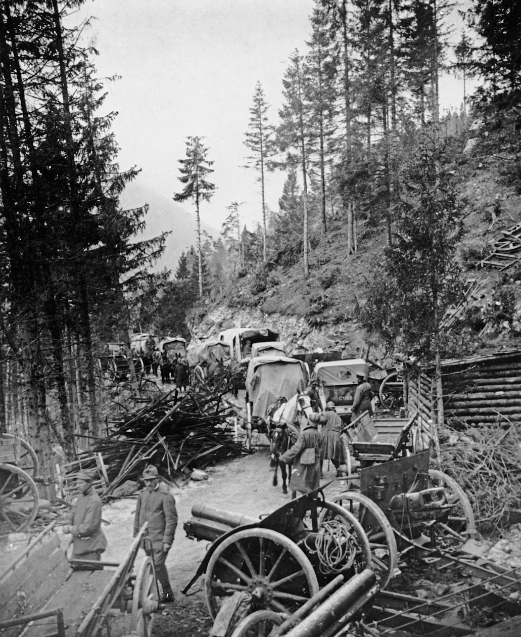 Chariots de ravitaillement en Italie pendant la Première Guerre mondiale - Unbekannt Unbekannt