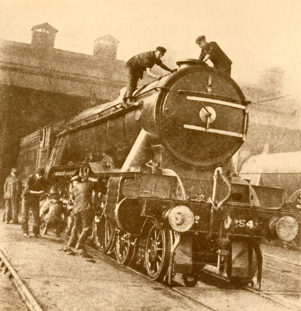 Un lavage et une mise en beauté pour le Flying Scotsman, vers 1930 - Unbekannt