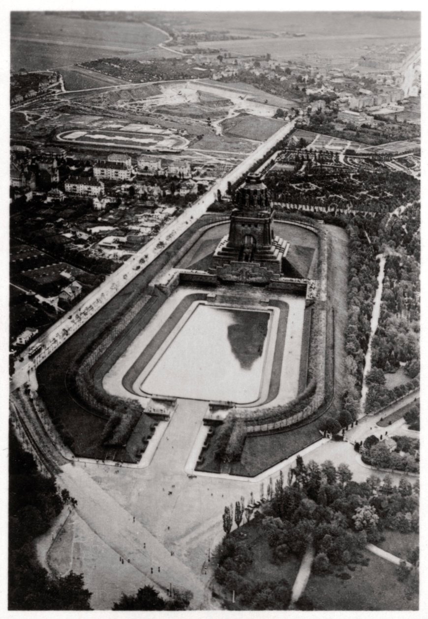 Vue aérienne du Völkerschlachtdenkmal, Leipzig, Allemagne, depuis un Zeppelin, vers 1931-1933 - Unbekannt
