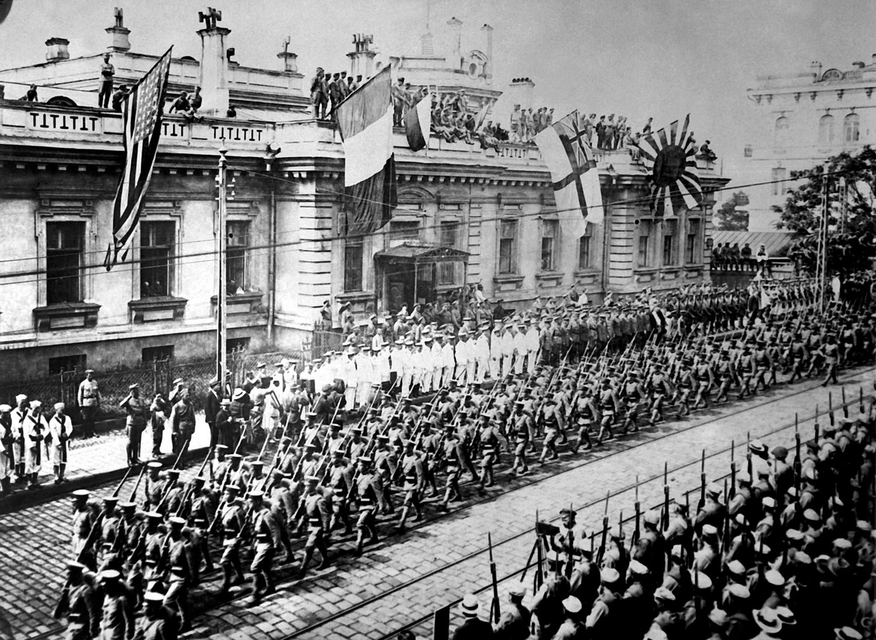 Soldats et marins alliés à Vladivostok, Russie, septembre 1918 - Unbekannt