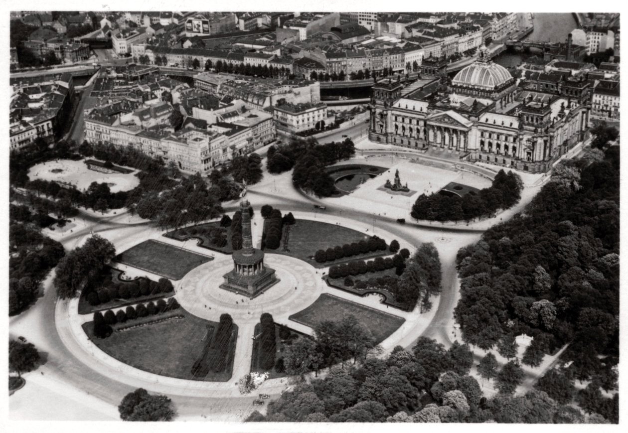 Vue aérienne de la Königsplatz, Munich, Allemagne, depuis un Zeppelin, vers 1931 1933 - Unbekannt