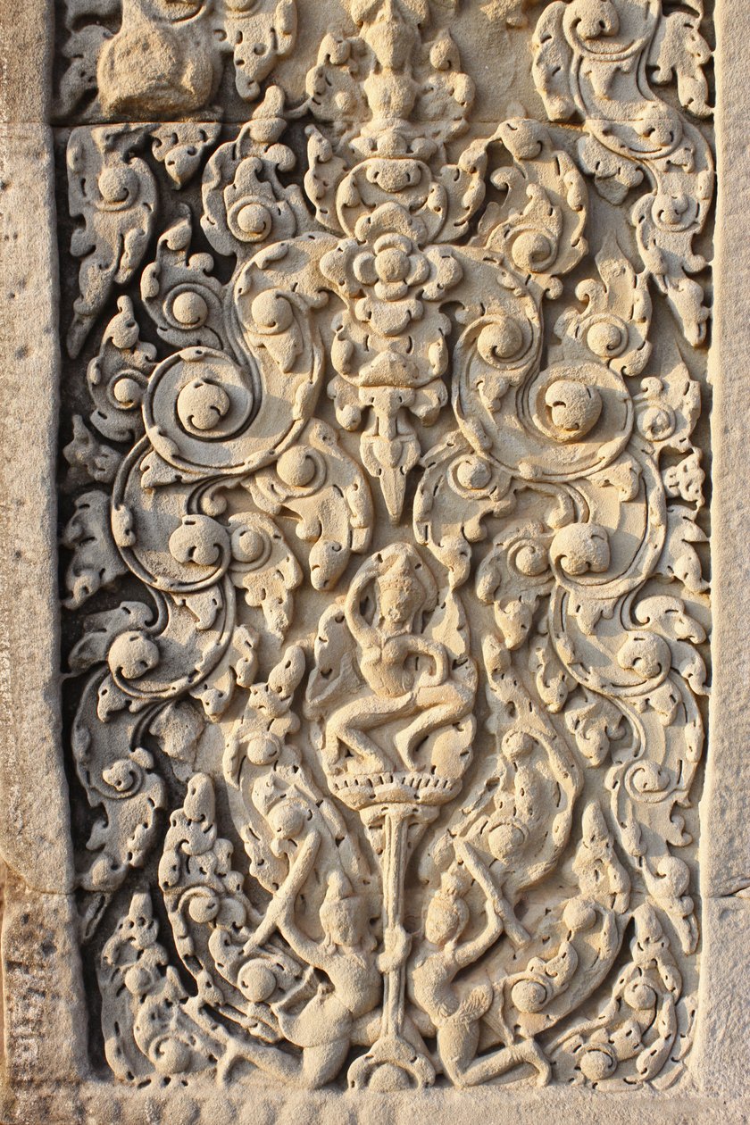 Angkor Wat, Détail sculpté sur le mur. Fleurs, Siem Reap, Cambodge - Unbekannt