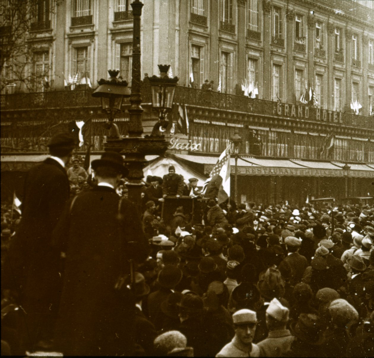 Armistice, Paris, 1918 - Unbekannt