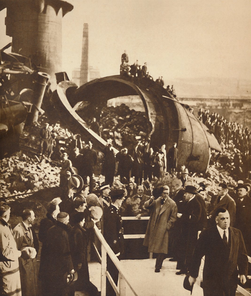 Aux aciéries abandonnées, Pays de Galles du Sud, 1936-1937 - Unbekannt