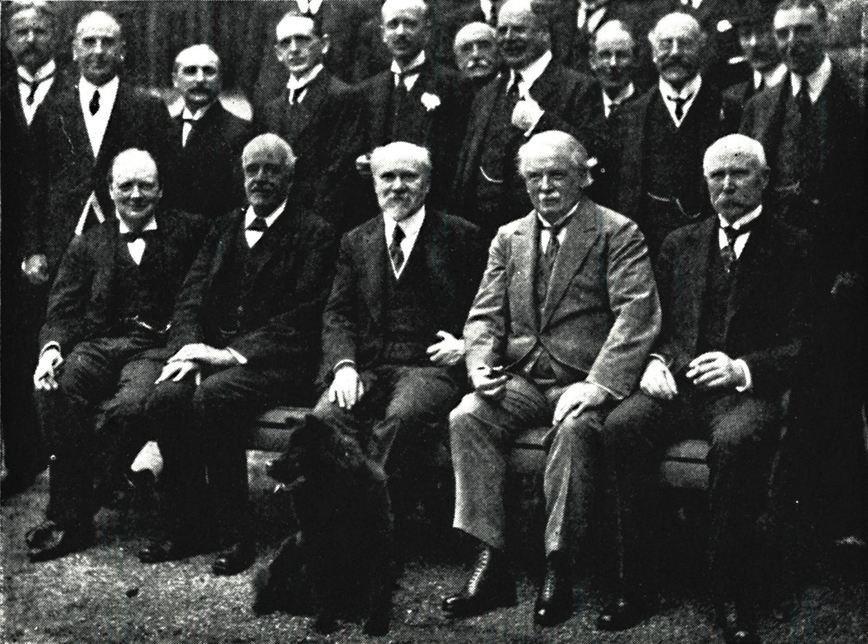 Au numéro 10, Downing Street, vers 1922, 1945 - Unbekannt