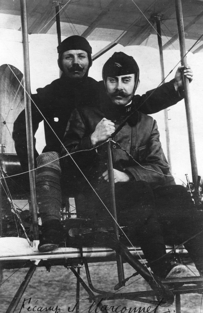 Capitaine Marconnet et Lieutenant Fequant, aviateurs de l