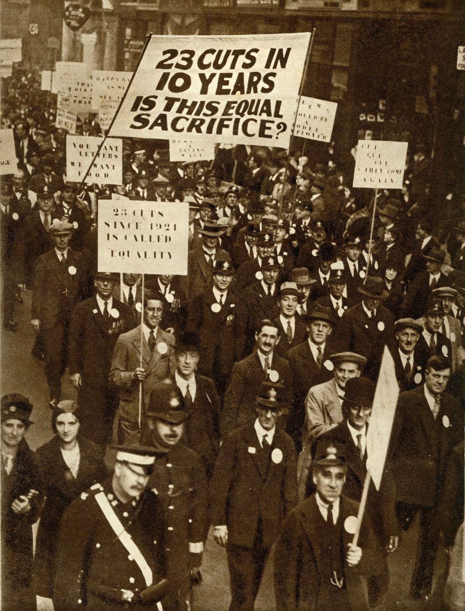 Fonctionnaires protestant contre les réductions de salaire, Londres, octobre 1931 - Unbekannt