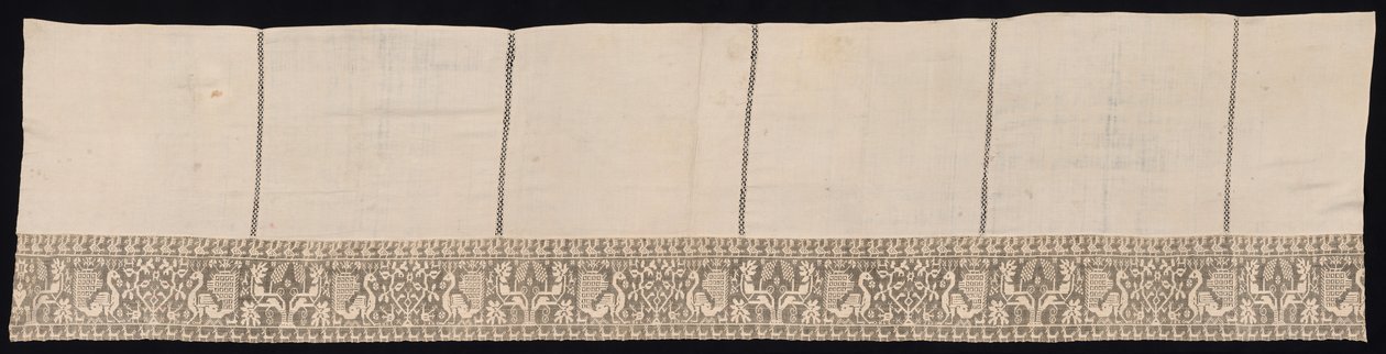 Tissu avec bordure de paons et végétation, XVIIe-XVIIIe siècle - Unbekannt