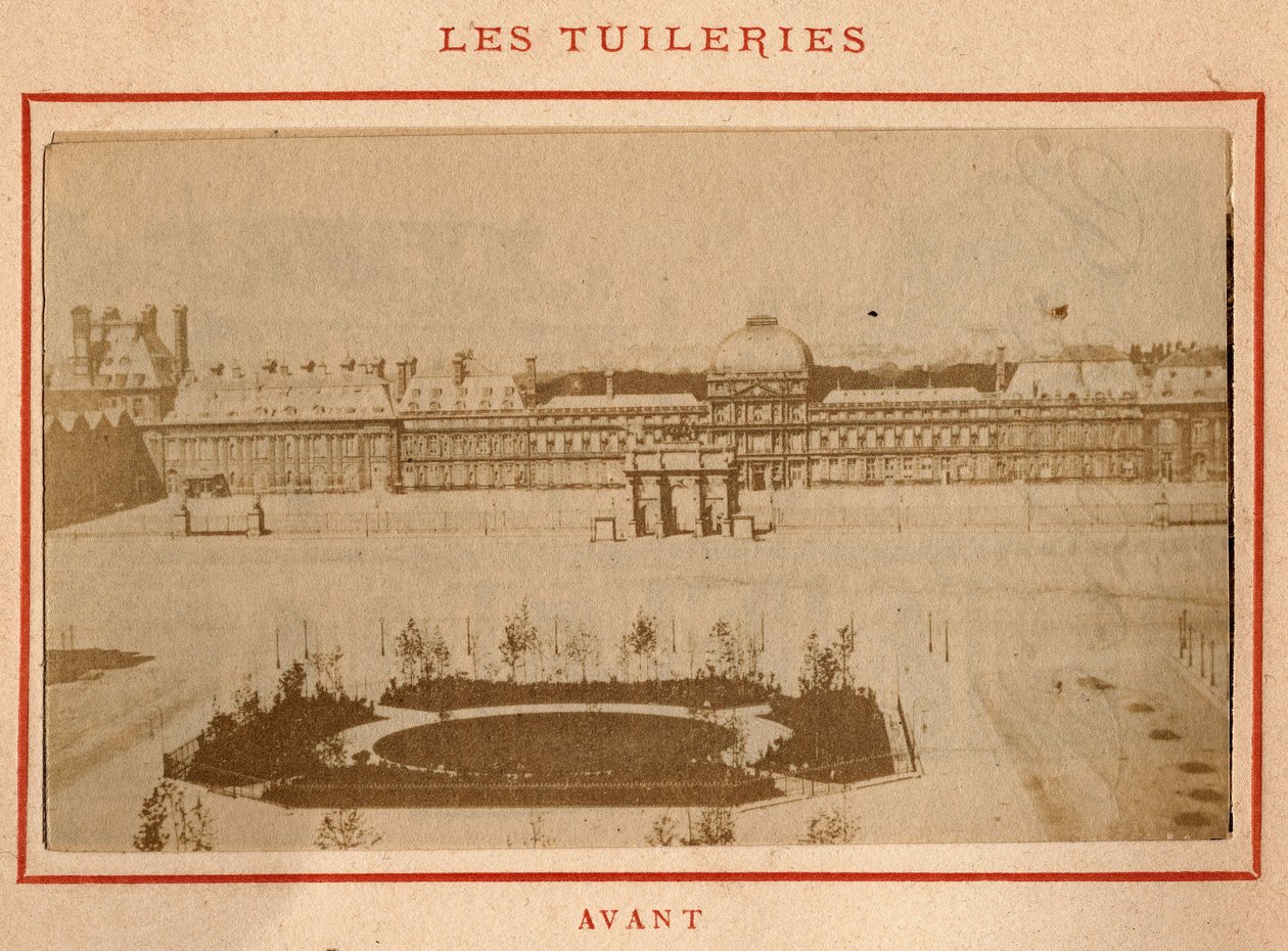Commune de Paris (1871) : vue du Palais des Tuileries à Paris avant l
