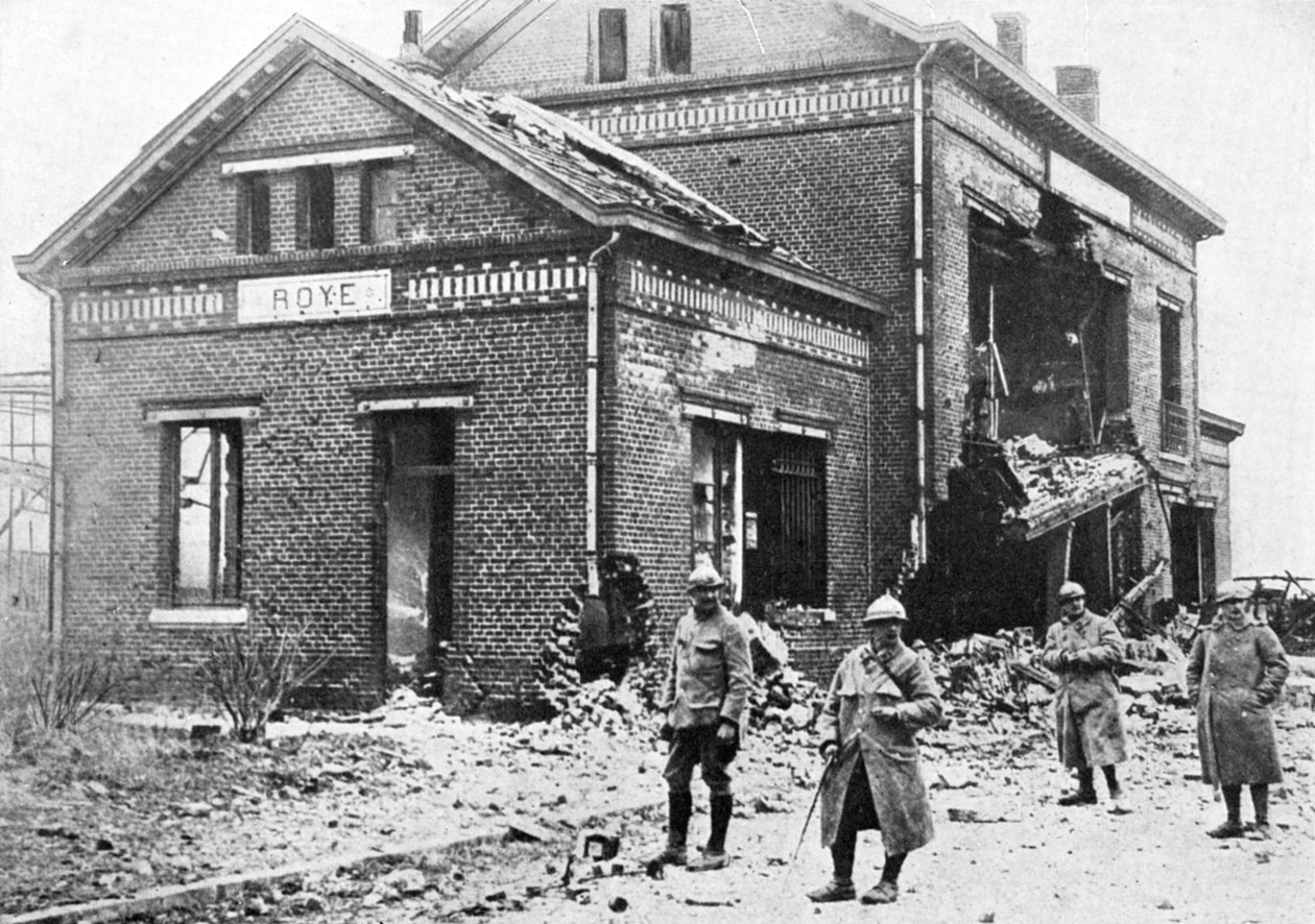 Gare endommagée à Roye, France, Première Guerre mondiale, 1918 - Unbekannt