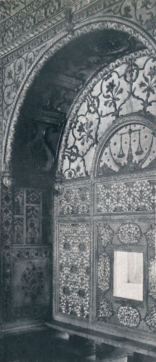 Delhi. Les balances de la justice Écran en marbre sculpté à travers lequel les pétitions étaient reçues, c1910 - Unbekannt