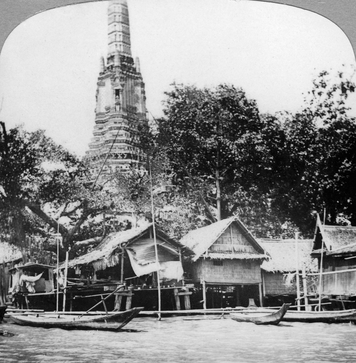 Dhows et maisons sur la rivière Chao Phraya, Bangkok, Thaïlande, années 1900 - Unbekannt