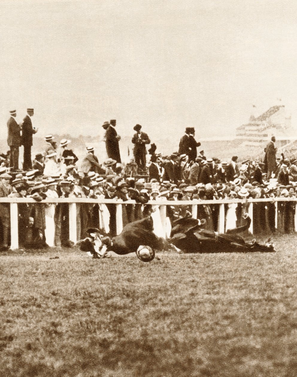 Emily Davison se jetant devant le cheval du roi pendant le Derby, Epsom, Surrey - Unbekannt