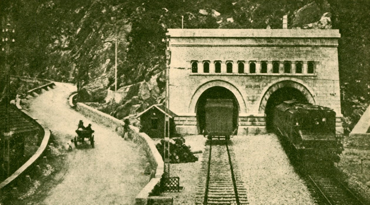 Entrée du tunnel du Simplon de 12 miles de long reliant la Suisse et l