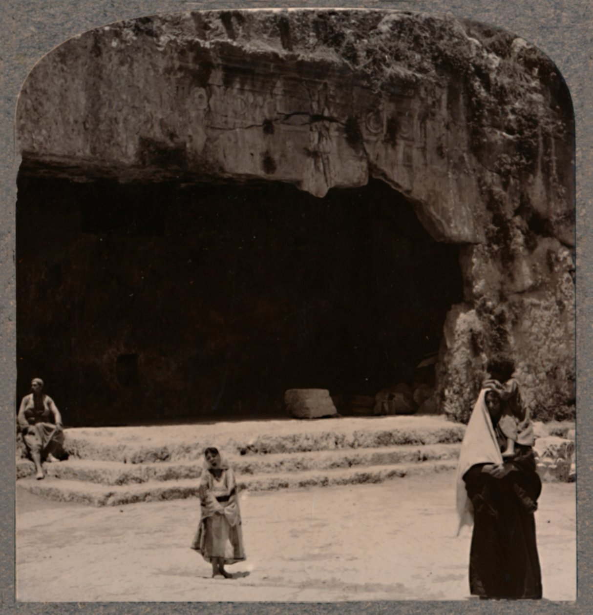 Entrée des tombes des Juges, vers 1900 - Unbekannt