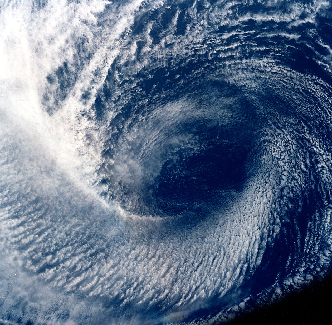 Œil de la tempête tropicale Blanca photographié entre le 17 et le 24 juin - Unbekannt