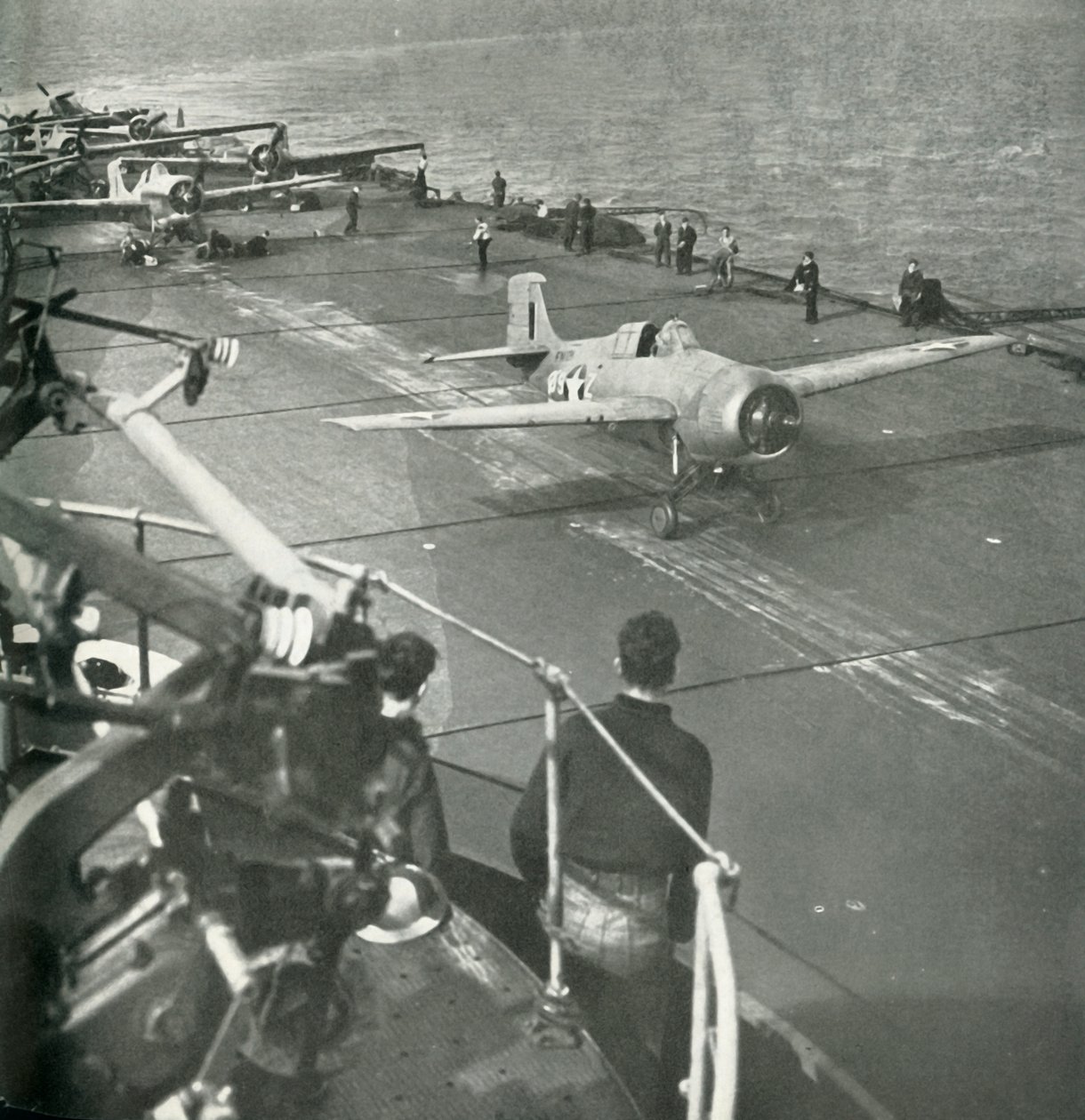 Avions de chasse à bord d