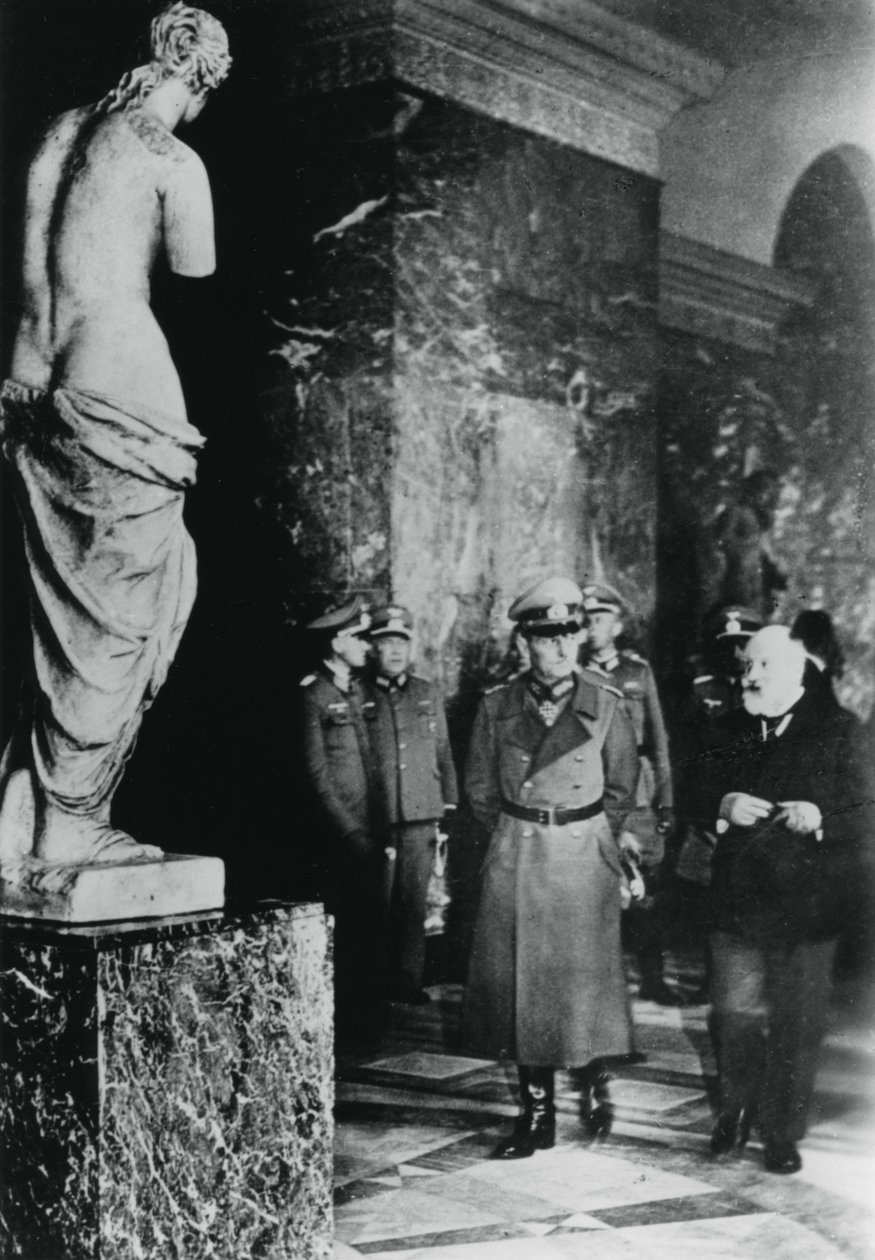 Le maréchal de camp allemand von Rundstedt visitant le Louvre, Paris occupé, octobre 1940 - Unbekannt