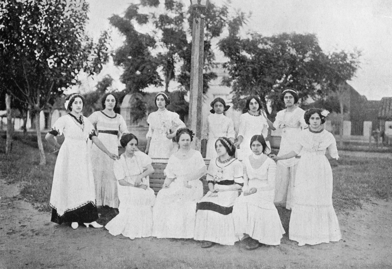 Groupe de femmes paraguayennes, Carapeguá, Paraguay, 1911 - Unbekannt